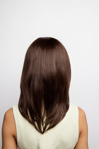 Oakly Wig - 8716   Amore Collection